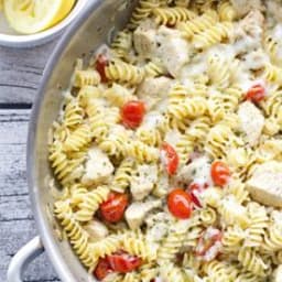 One Pan Spicy lemon chicken pasta