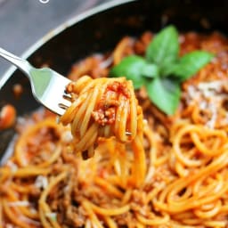 One Pot Spaghetti with Meat Sauce