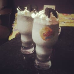 oreo-milk-shake-5.jpg