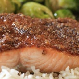 Paleo Pecan-Maple Salmon