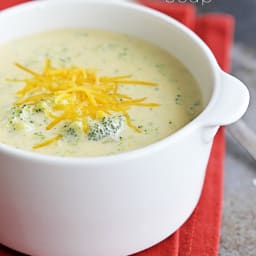 Panera Bread Cheddar Broccoli Soup {Copycat}