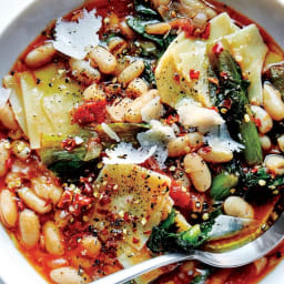 Pasta e Fagioli With Escarole