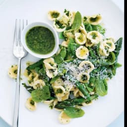 Pasta with greens 