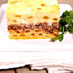 pastitsio-greek-lasagna-2250696.jpg
