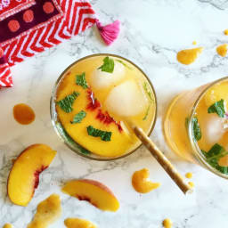 Peach and Mint Cocktail