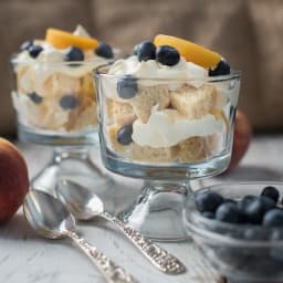 peach blueberry trifle dessert