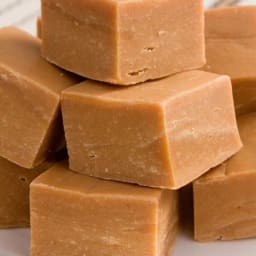 peanut-butter-fudge-2650804.jpg