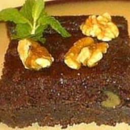 persimmon-and-chocolate-spice-cake--3.jpg