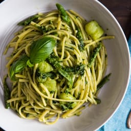 Pesto Pasta With Potatoes and Green Beans Recipe