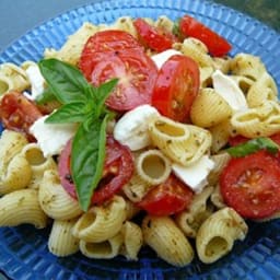 Pesto Pasta Caprese Salad