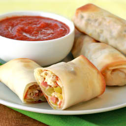 Pizza Egg Rolls