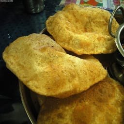 Pooris