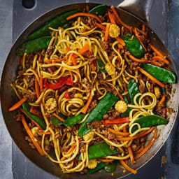 Pork noodle stir-fry