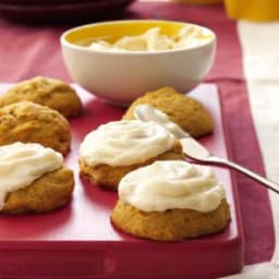 pumpkin-cookies-with-cream-cheese-frosting-recipe-1295583.jpg