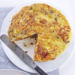Pumpkin, halloumi and chilli omelette