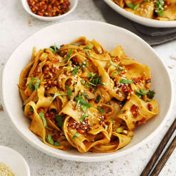 Quick 10-Minute Chilli Garlic Noodles