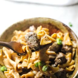 Quick and easy Instant Pot beef stroganoff