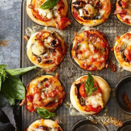 Quick and easy pizza muffins