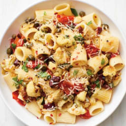 Rigatoni with Cauliflower Puttanesca