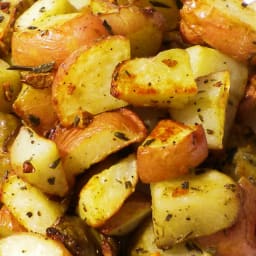 Roasted Garlic Potatoes 