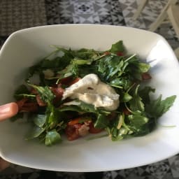 ￼Rucola salad with cashew cream