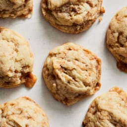 Salted Caramel and Peanut Butter Shortbread