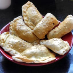 Sambusak with meat (Iraqi)