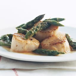 Scallops with Asparagus