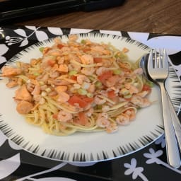 Seafood Linguine with Tomatoes and Lemon