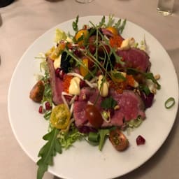 Seared Beef rocket salad, caviar and sesame seed mayonaise