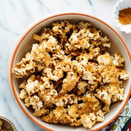 Sesame Caramel Corn