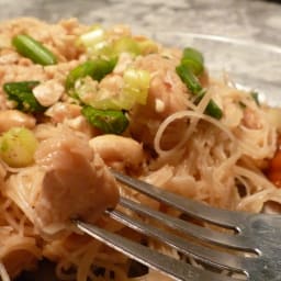 Simple Chicken Pad Thai