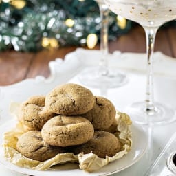 Skinny Ginger Cookies and Eggnog Dip