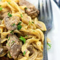 Slow Cooker Beef Stroganoff