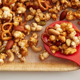 Slow-Cooker Caramel Corn
