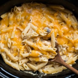 Slow Cooker Cheesy Chicken Penne