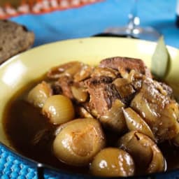 Slow Cooker Chicken Stifado (Greek Chicken Stew)