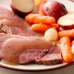 Slow-Cooker Old-World Corned Beef and Vegetables