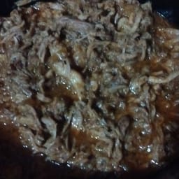 slow-cooker-pulled-pork-with-dry-rub-a8577395a0d2e729c5d64a07.jpg