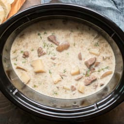 Slow Cooker Steak and Potato Soup