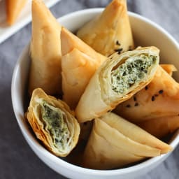 Spinach and Artichoke Stuffed Spanakopita Triangles