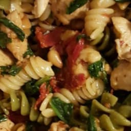 spinach-and-sun-dried-tomato-p-38f207-17e806e09f93b1cc0f56f606.jpg
