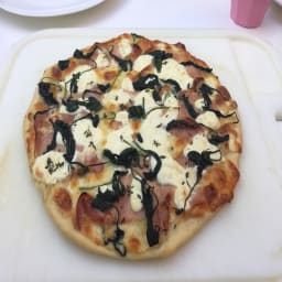 Spinach, Ricotta and Pancetta Pizza