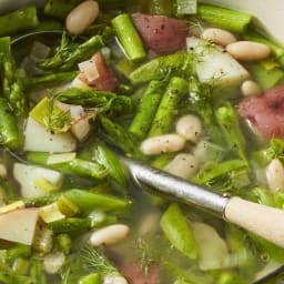 spring-minestrone-soup-2691588.jpg