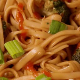 Sriracha Chicken Noodles