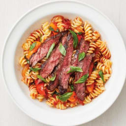 steak-pizzaiola-pasta-2238274.jpg