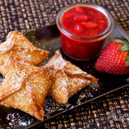 Strawberry Cheesecake Wontons