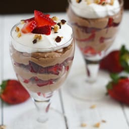 Strawberry Nutella Cheesecake Parfait
