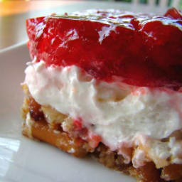 Strawberry Pretzel Salad