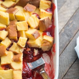 Strawberry Rhubarb Pound Cake Pudding